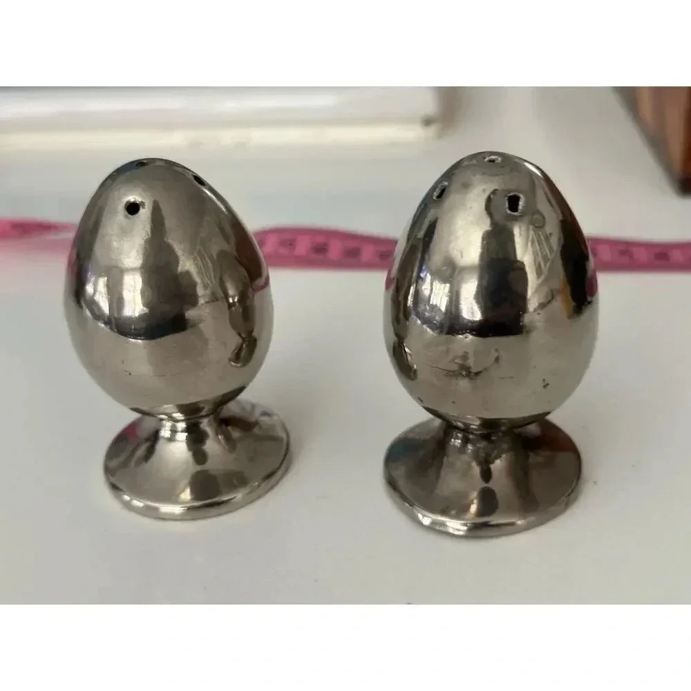 Vintage 2 Piece Sterling Silver Shakers Salt & Pepper Set